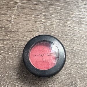 MAC eyeshadow, pepper, and spice
